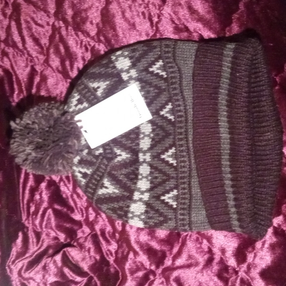 Goodfellow & Co Other - Goodfellow & Co Knit Pom Pok Winter Beanie Hat